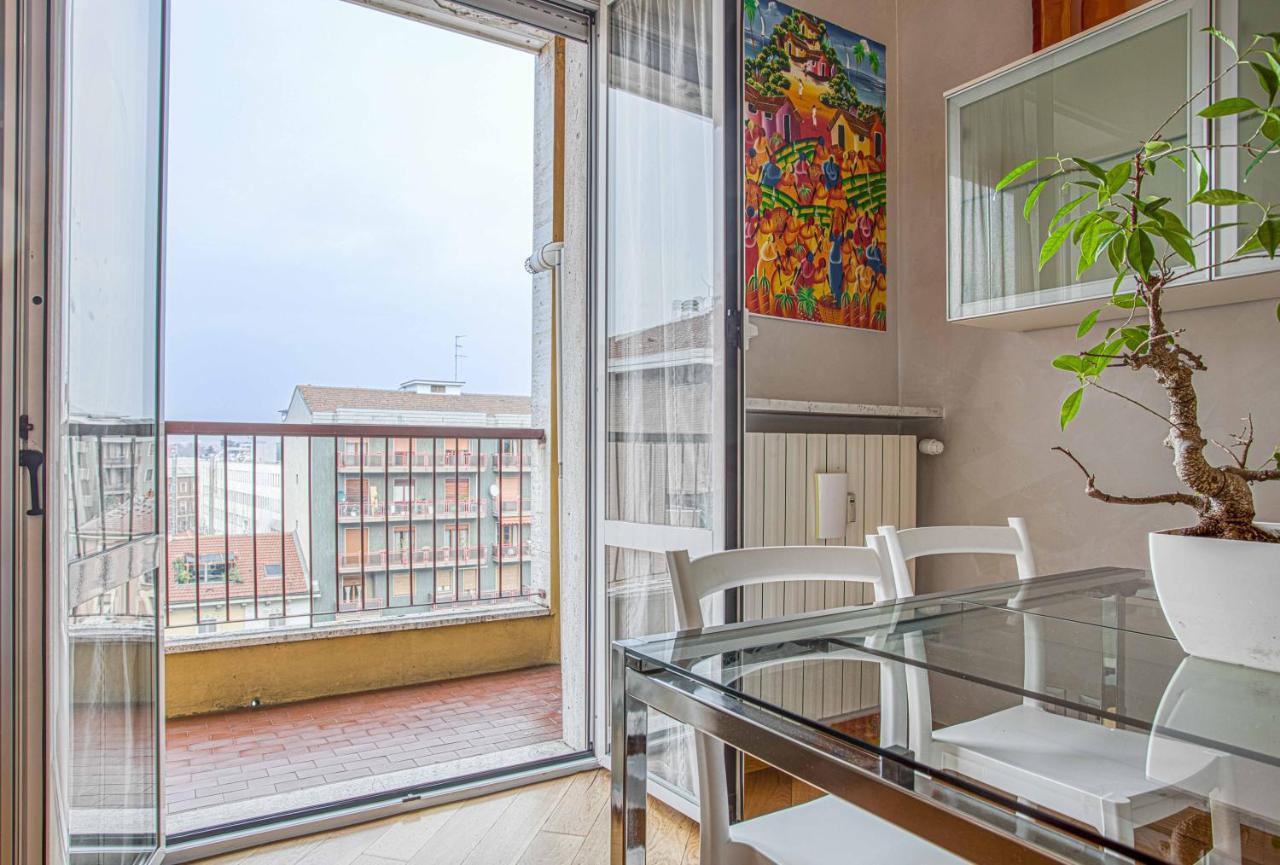 Joivy Vibrant Flat With Balcony Leilighet Milano Eksteriør bilde