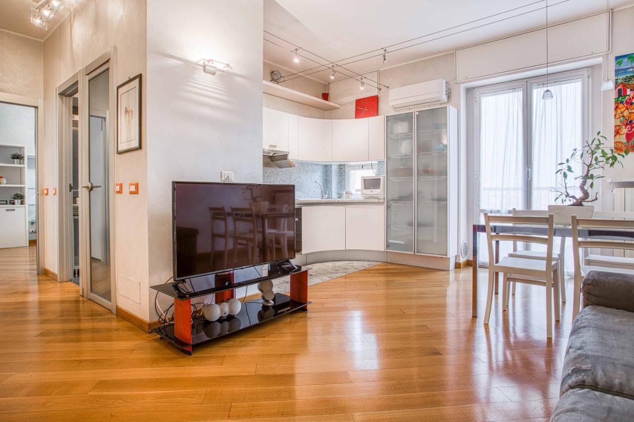 Joivy Vibrant Flat With Balcony Leilighet Milano Eksteriør bilde